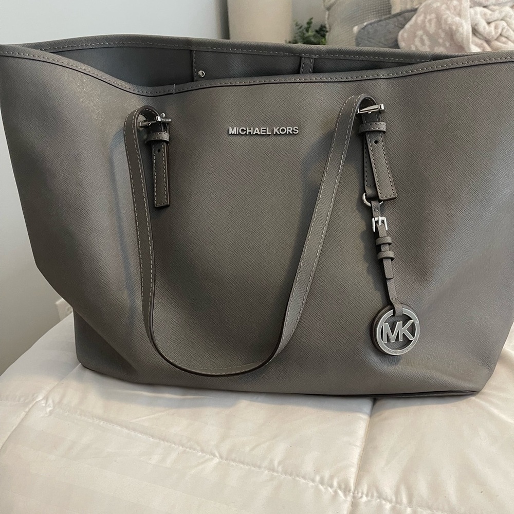 Gray Michael Kors shoulder purse